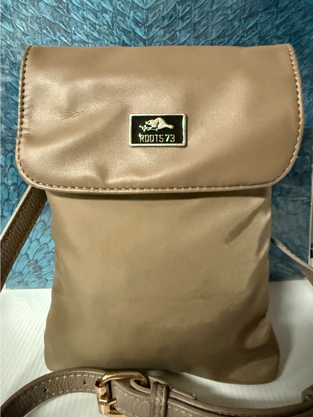 Roots 73 Small  Crossbody Bag